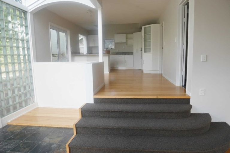 Photo of property in 9b Kinsey Terrace, Clifton, Christchurch, 8081