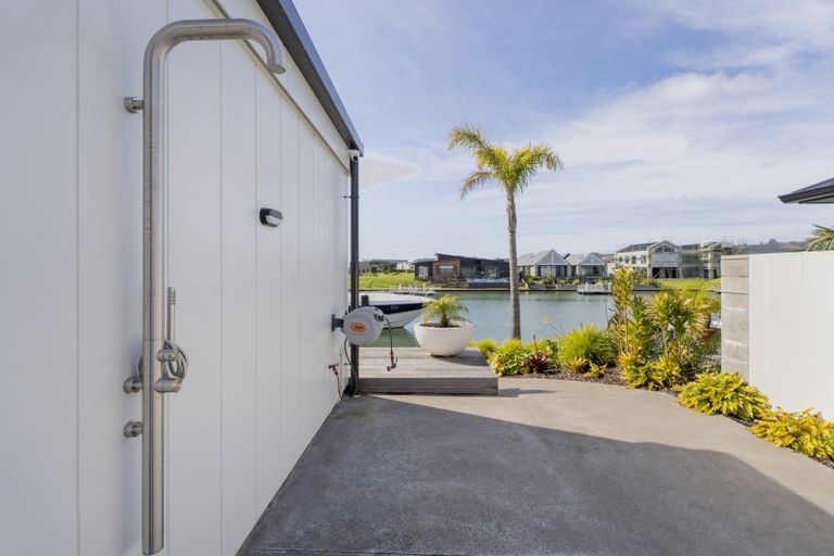 Photo of property in 11 Awatea Drive, Whitianga, 3510
