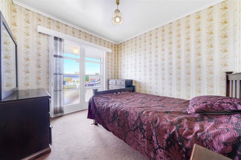 Photo of property in 2/116 Wallace Road, Papatoetoe, Auckland, 2025