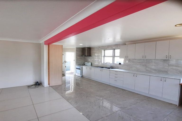 Photo of property in 53 Burbank Avenue, Manurewa, Auckland, 2102