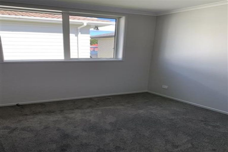Photo of property in 10a Mcgreal Place, Weymouth, Auckland, 2103