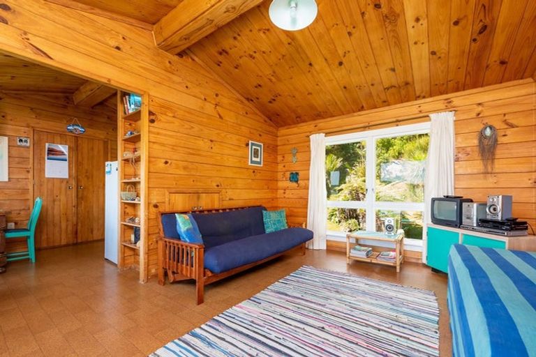 Photo of property in 24 Koutu Beach Road, Opononi, Kaikohe, 0473