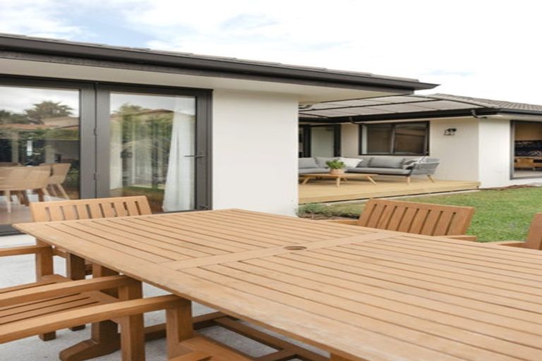 Photo of property in 6 Portofina Court, Papamoa Beach, Papamoa, 3118
