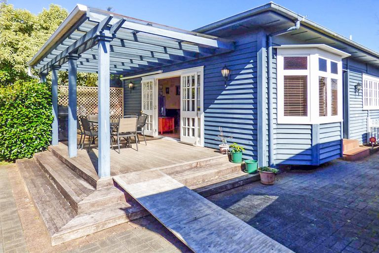 Photo of property in 1/32 Landscape Road, Papatoetoe, Auckland, 2025