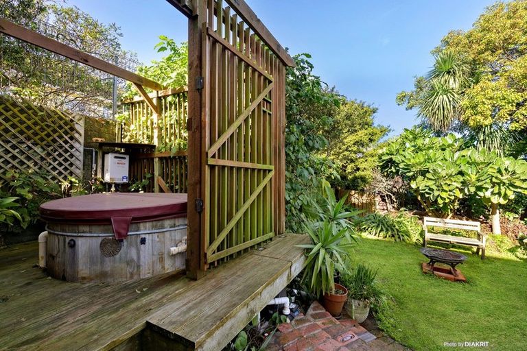 Photo of property in 7 Herald Street, Berhampore, Wellington, 6023