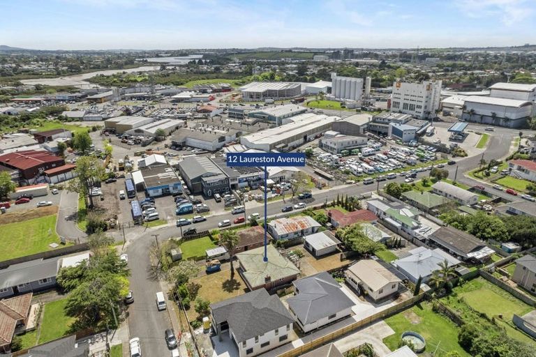 Photo of property in 12 Laureston Avenue, Papatoetoe, Auckland, 2025