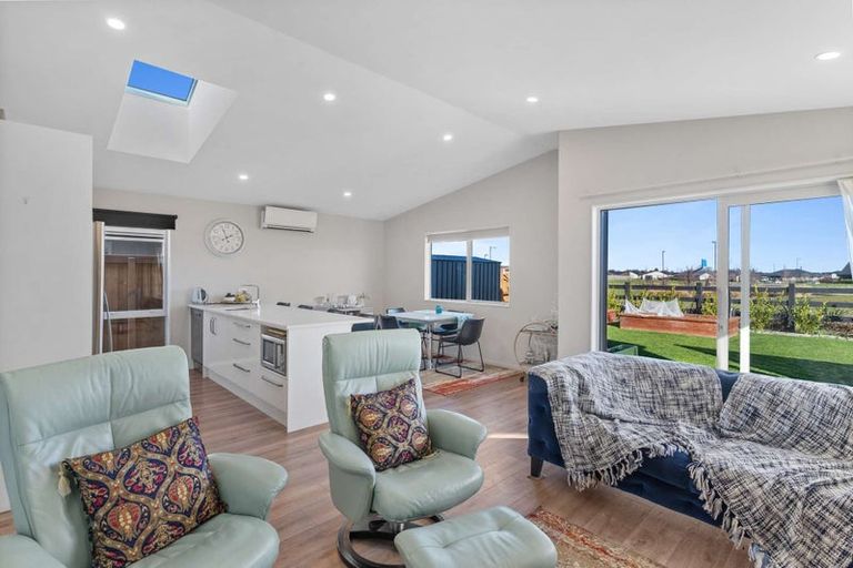 Photo of property in 18 Nepia Lane, Rolleston, 7615