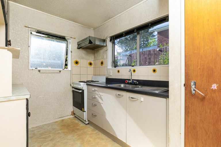 Photo of property in 1/21 Takapu Street, Henderson, Auckland, 0612