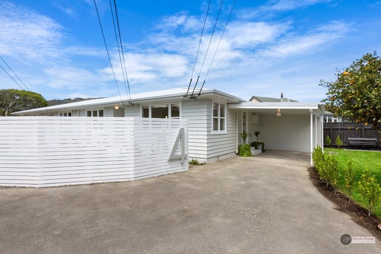Photo of property in 4 Barsi Grove, Avalon, Lower Hutt, 5011