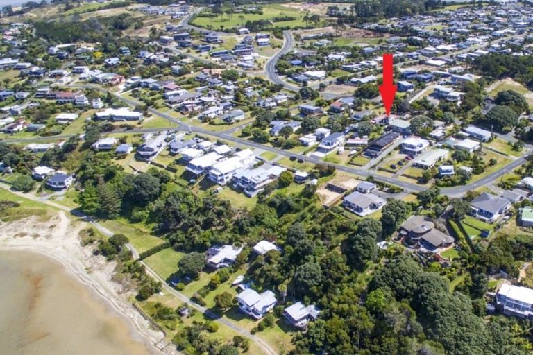 Photo of property in 41 Moir Point Road, Mangawhai Heads, Mangawhai, 0505