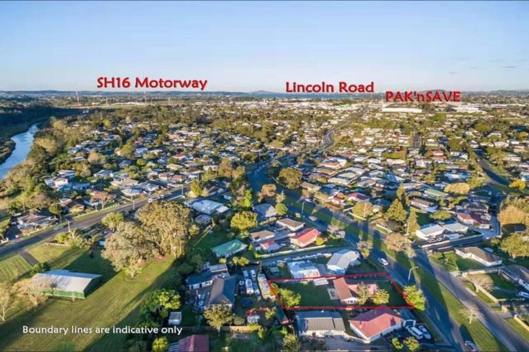 Photo of property in 100 Universal Drive, Henderson, Auckland, 0610