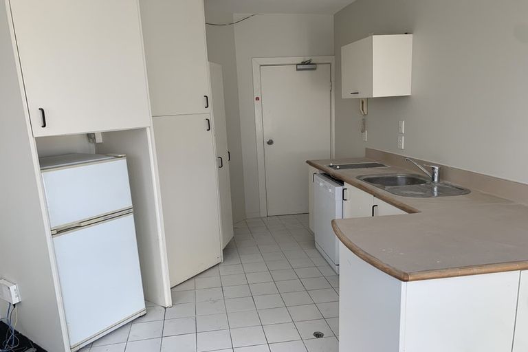 Photo of property in Regency Apartments, 2f/49 Manners Street, Te Aro, Wellington, 6011