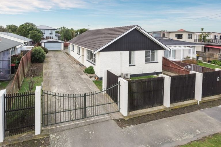 Photo of property in 91 Rocking Horse Road, Southshore, Christchurch, 8062