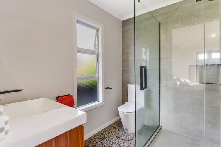 Photo of property in 7 Greenfield Drive, Western Heights, Hamilton, 3200