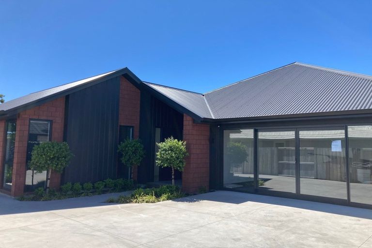 Photo of property in 70 Te Wharo Drive, Papamoa, 3118