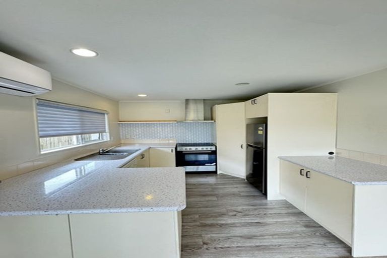 Photo of property in 1/5 Dana Place, Somerville, Auckland, 2014