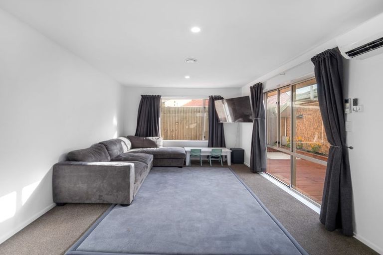 Photo of property in 3/77 Fairfield Avenue, Addington, Christchurch, 8024