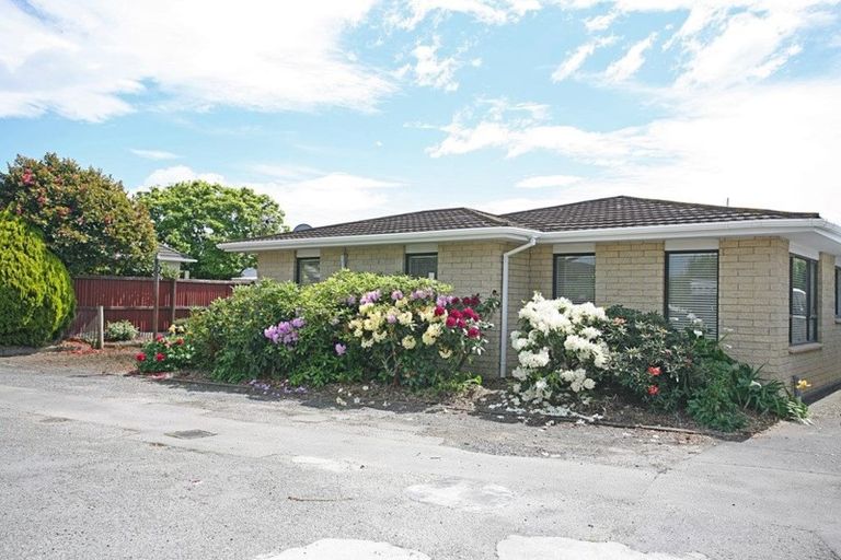 Photo of property in 1/36a Russley Road, Russley, Christchurch, 8042