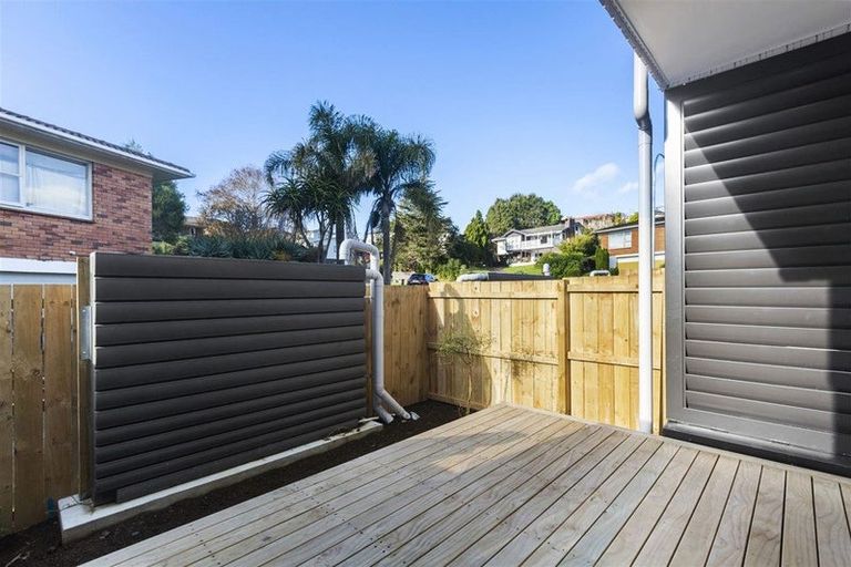 Photo of property in 6/5 Chevis Place, Pakuranga, Auckland, 2010