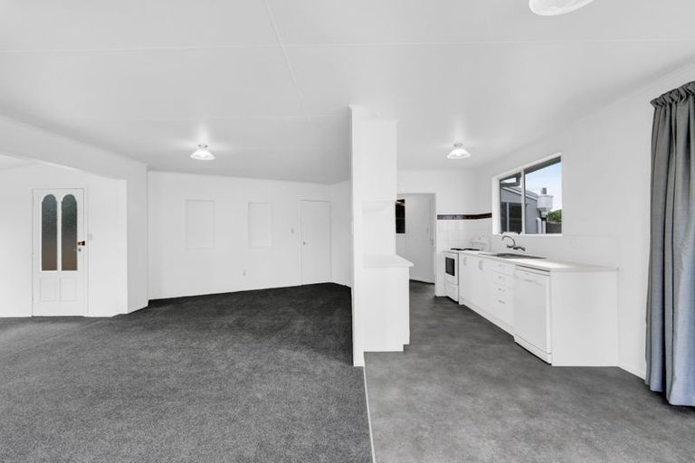 Photo of property in 50 Sole Avenue, Bell Block, New Plymouth, 4312