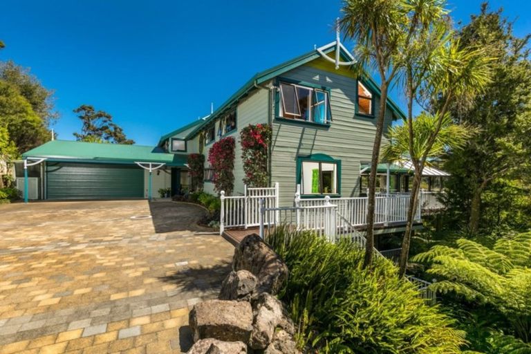 Photo of property in 12 Kingfisher Grove, Greenhithe, Auckland, 0632