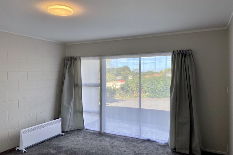 Photo of property in 1/23b Hillsborough Road, Hillsborough, Auckland, 1042