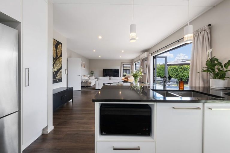 Photo of property in 16 Greenwich Street, Halswell, Christchurch, 8025