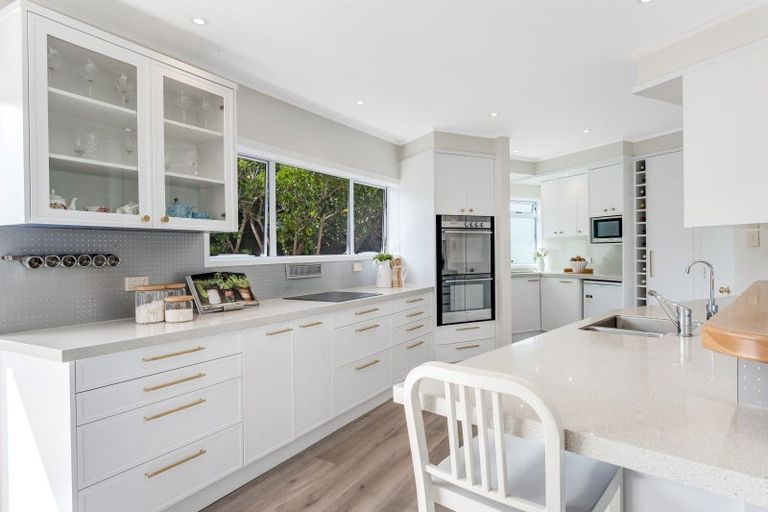 Photo of property in 4 Patros Place, Bucklands Beach, Auckland, 2012