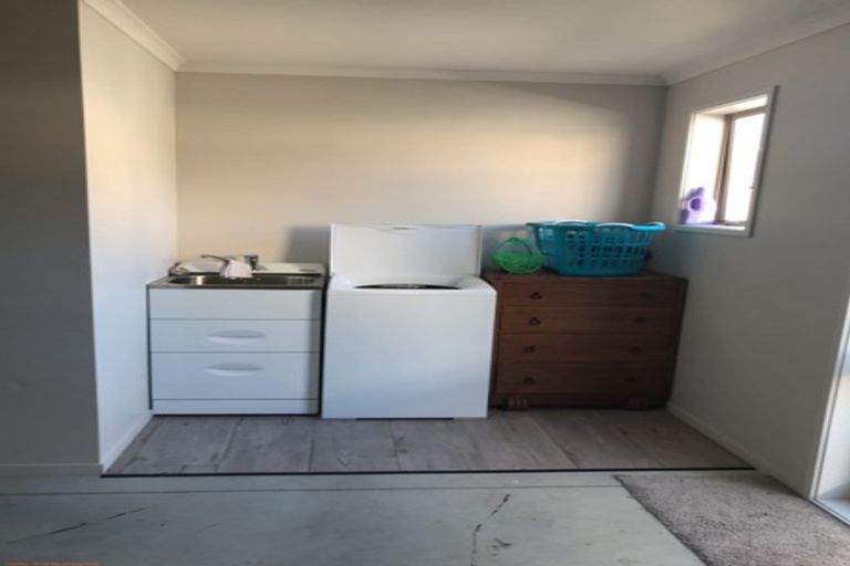 Photo of property in 21 Latimer Way, Petone, Lower Hutt, 5012