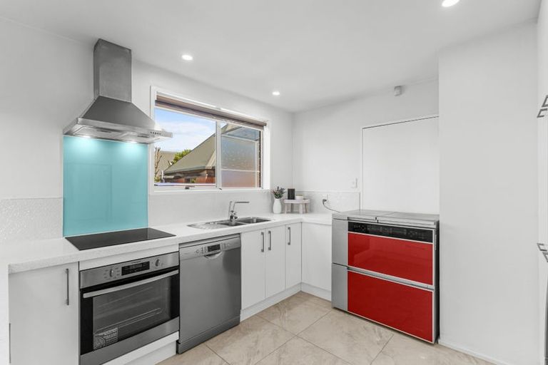 Photo of property in 11a Wyatt Place, Russley, Christchurch, 8042