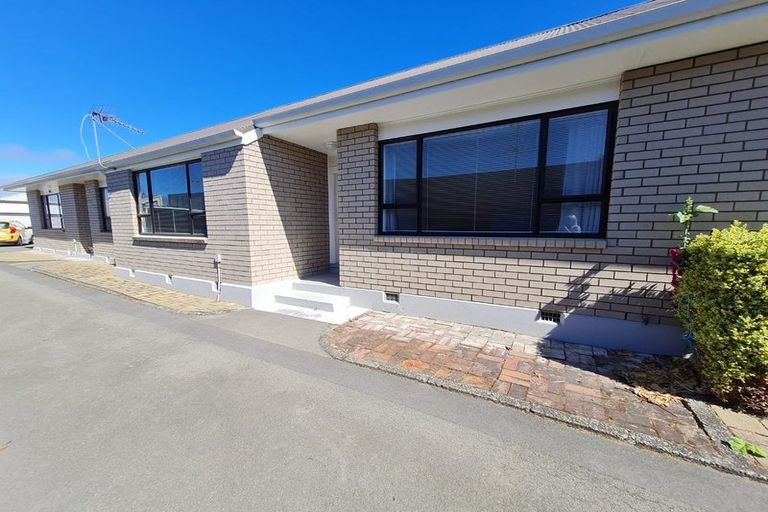 Photo of property in 2/978 Colombo Street, St Albans, Christchurch, 8014