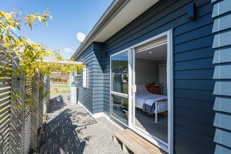 Photo of property in 76 Kenrigg Road, Kinloch, Taupo, 3377