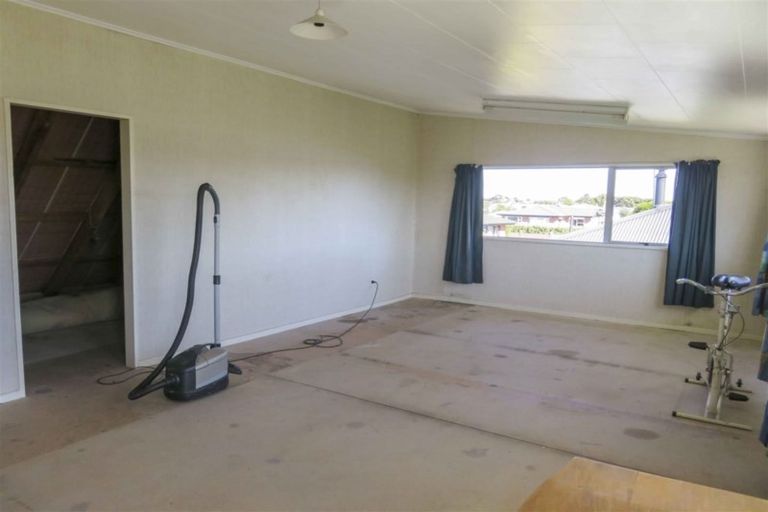 Photo of property in 73 Regent Street, Newfield, Invercargill, 9812