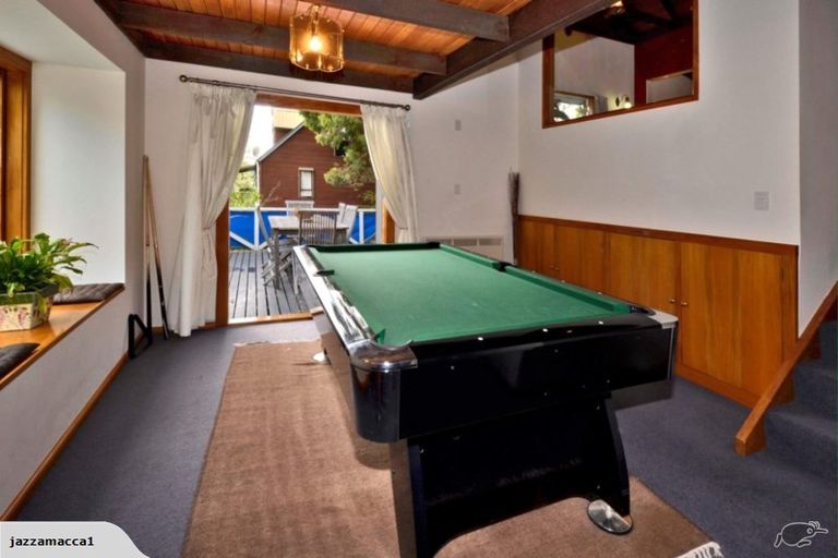 Photo of property in 18 Evans Pass Road, Sumner, Christchurch, 8081