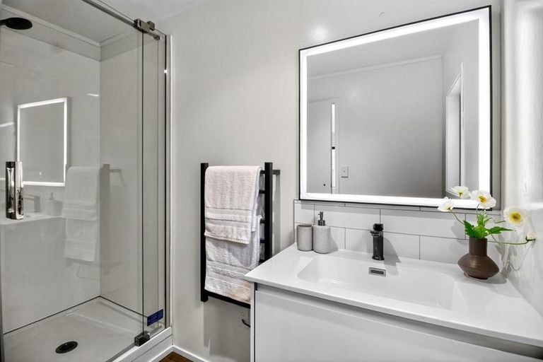 Photo of property in 14/16 Mahara Avenue, Birkenhead, Auckland, 0626