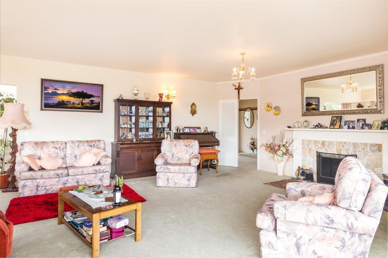 Photo of property in 87 Acacia Bay Road, Nukuhau, Taupo, 3330