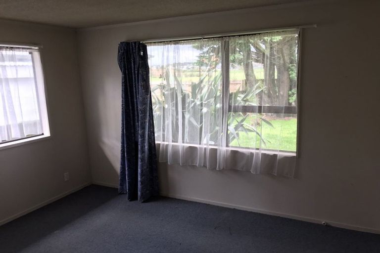 Photo of property in 37 Kerrs Road, Wiri, Auckland, 2104