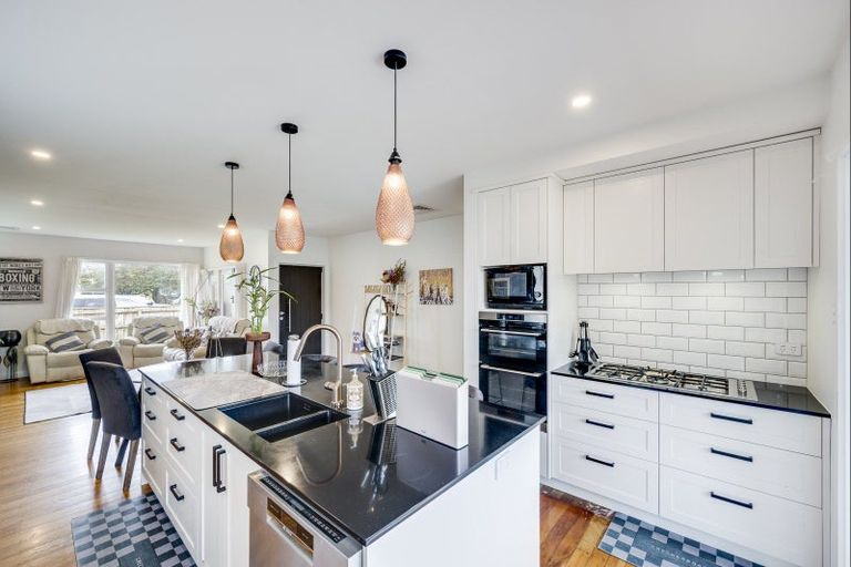 Photo of property in 210 Tudor Avenue, Mayfair, Hastings, 4122