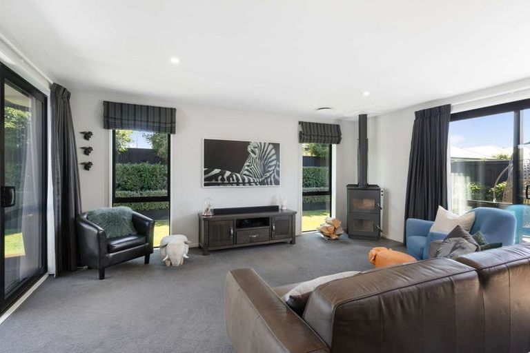 Photo of property in 10 Appleton Court, Rolleston, 7615