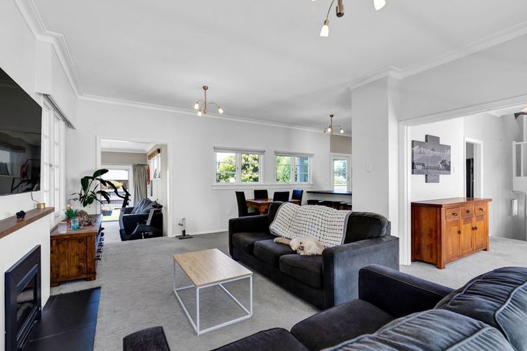 Photo of property in 85 Puriri Street, Hawera, 4610