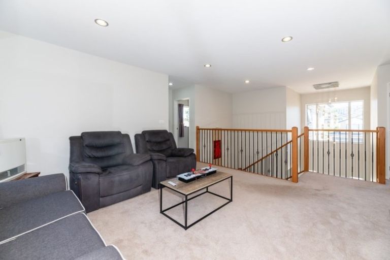 Photo of property in 29 Silver Moon Road, Albany Heights, Auckland, 0632
