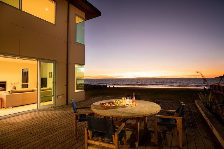 Photo of property in 45 Wharemauku Road, Raumati Beach, Paraparaumu, 5032