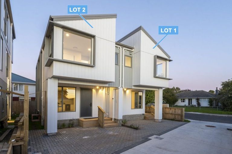 Photo of property in 2/5 Hereford Street, Te Atatu Peninsula, Auckland, 0610