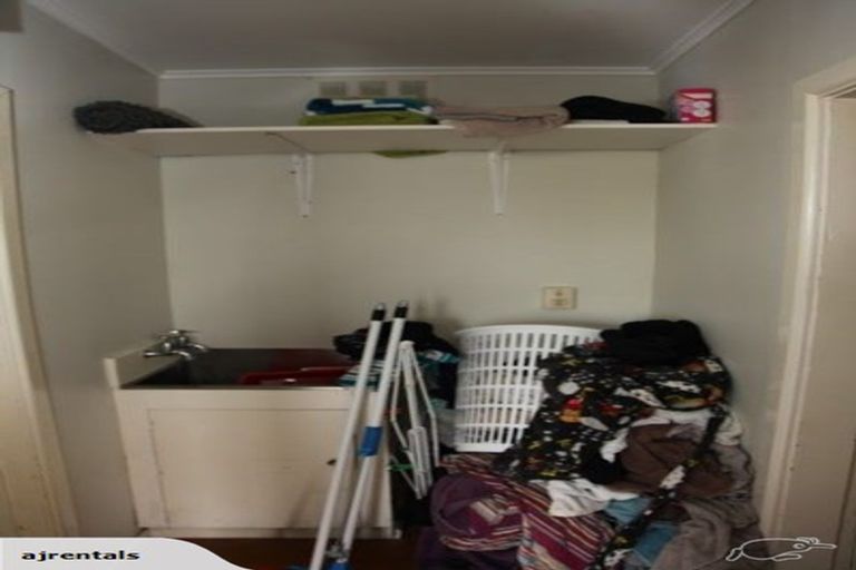 Photo of property in 1/12 Bidwill Street, Mount Cook, Wellington, 6021