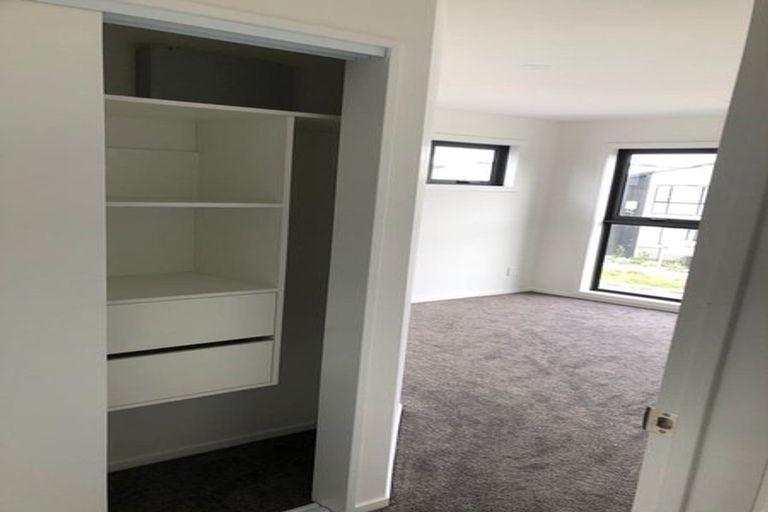 Photo of property in 18 Bei Road, Papakura, 2110