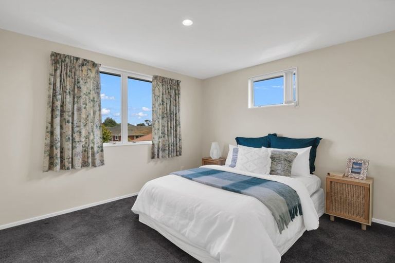 Photo of property in 3 Rosefield Lane, Northcote, Christchurch, 8052