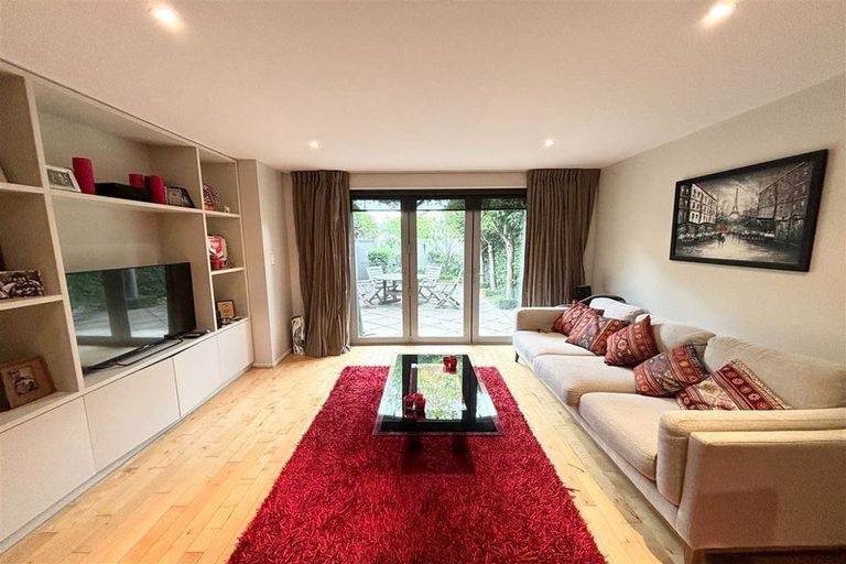 Photo of property in 16b Saint Albans Street, St Albans, Christchurch, 8014