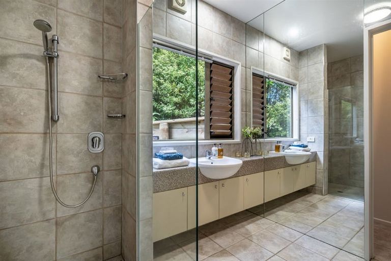 Photo of property in 2/25 Auld Street, Torbay, Auckland, 0630