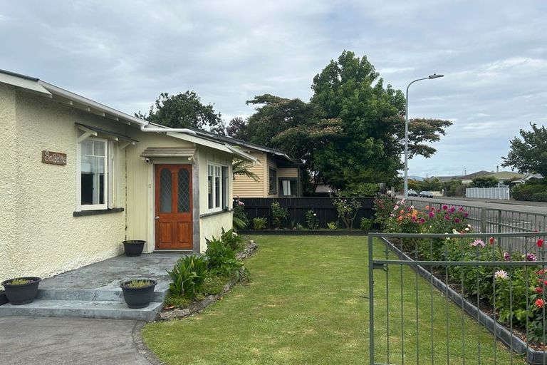 Photo of property in 11 Summerhays Street, Terrace End, Palmerston North, 4410
