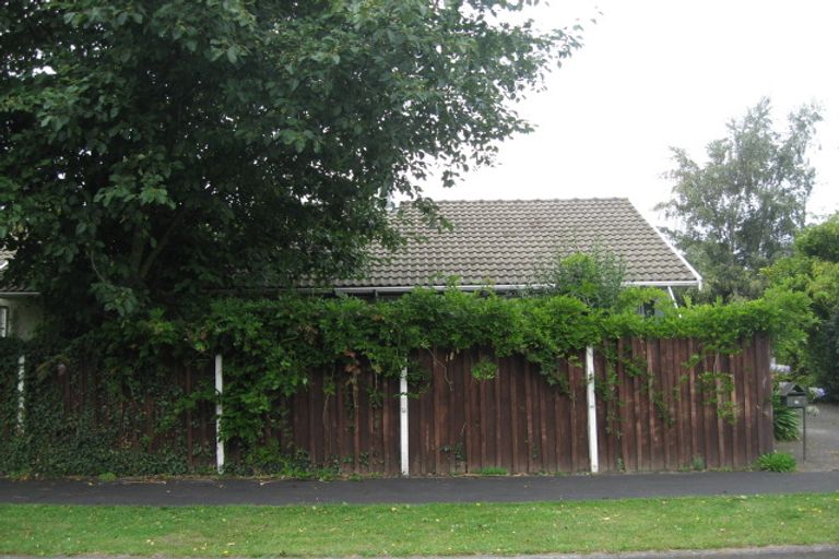 Photo of property in 1/2 Haslam Crescent, Hoon Hay, Christchurch, 8025